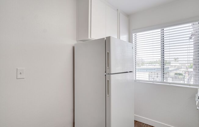 Studio, 1 bath, $1,425, Unit 9