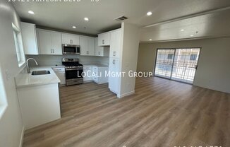 10421 ARTESIA BLVD