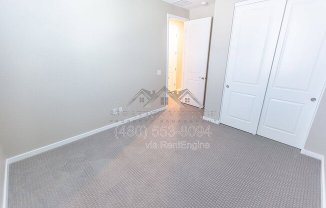 3 beds, 2.5 baths, 2,107 sqft, $2,395, Unit 4