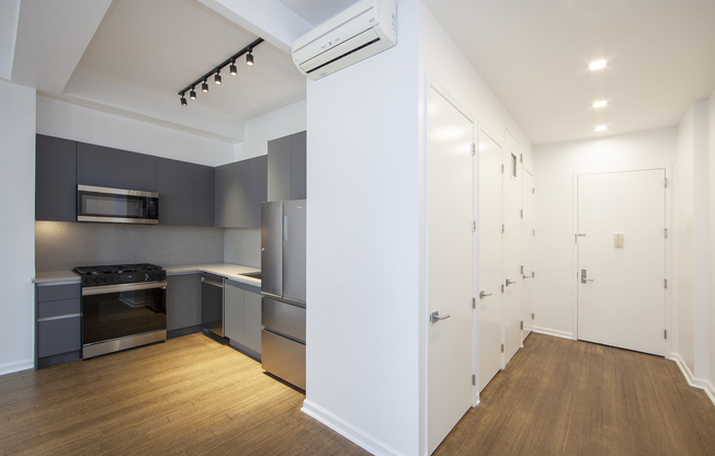 144 N 10 ST