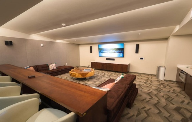 Virtual reality room with ample seating