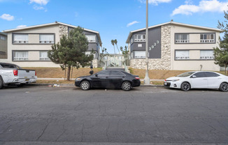 3933 - 3939 Nicolet Ave