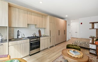 222 N ADA ST