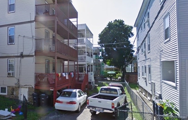 3977 Washington St 1