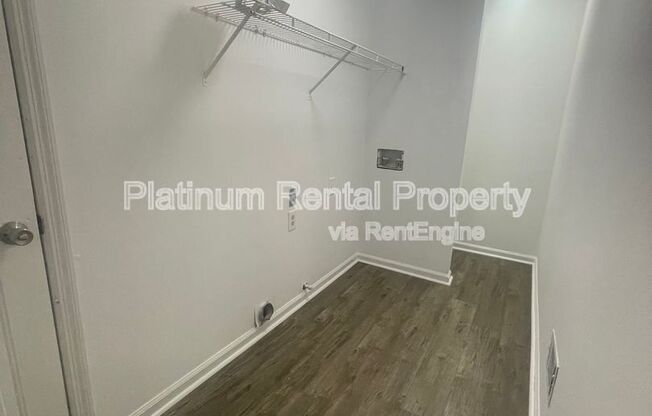 4 beds, 2.5 baths, 2,959 sqft, $2,695