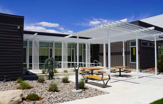 Seating Exterior at Parq Crossing Apartments