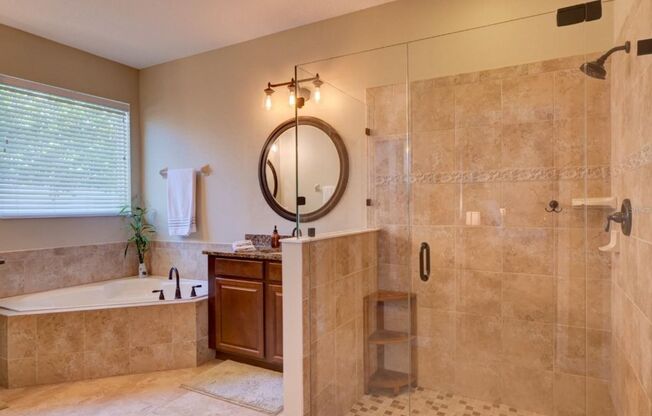 Your Private Retreat Awaits — Pond-Front Luxury Near Lake Nona