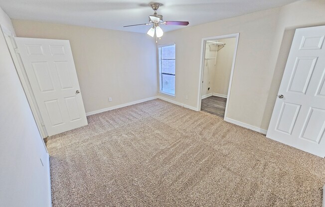 2 beds, 1 bath, 1,062 sqft, $2,395