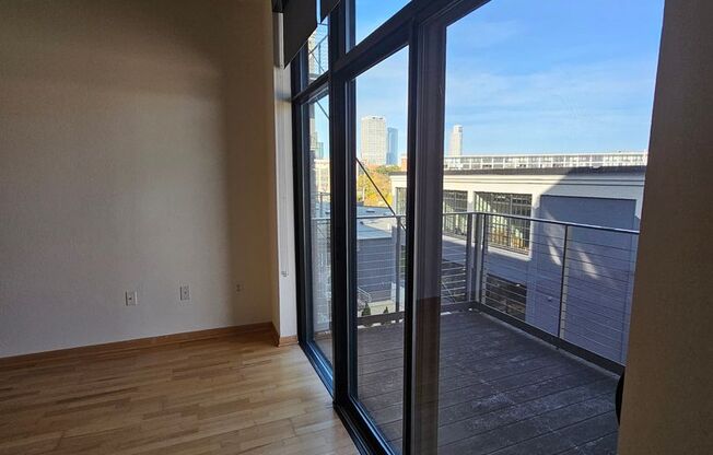 1 bed, 1 bath, 790 sqft, $1,750, Unit 313