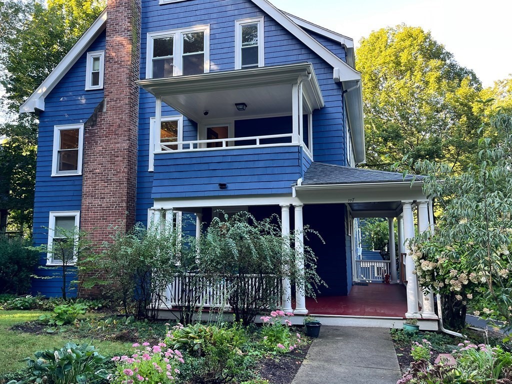 117 Cypress St 2 Newton, MA ApartmentAdvisor