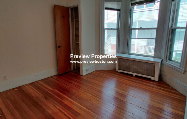 381 Harvard St.