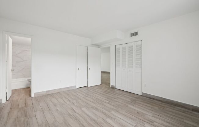 2 beds, 2 baths, 1,100 sqft, $2,150, Unit 04_301