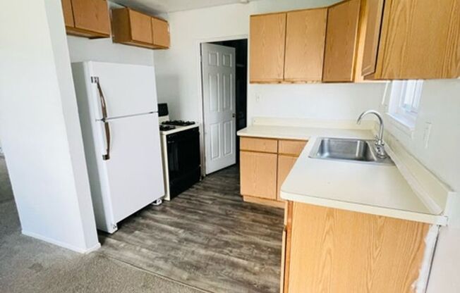 $200 OFF FIRST MONTH'S RENT - Beautiful 3 Bedroom 1 Bathroom now available for rent