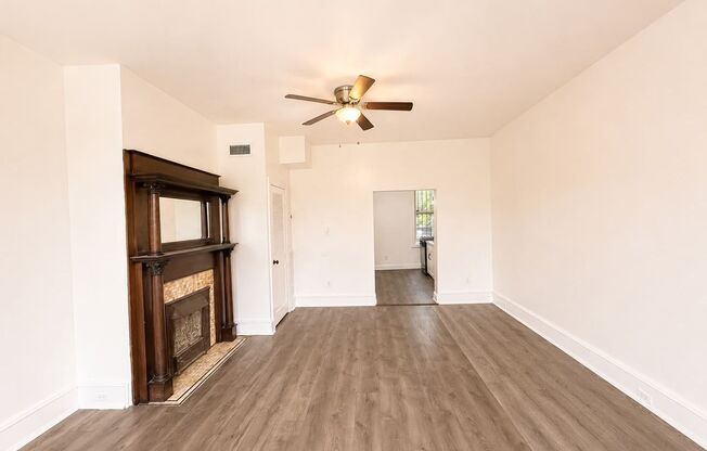 2 beds, 1 bath, $1,250, Unit #2