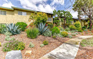 1575 Oak Apartment Homes