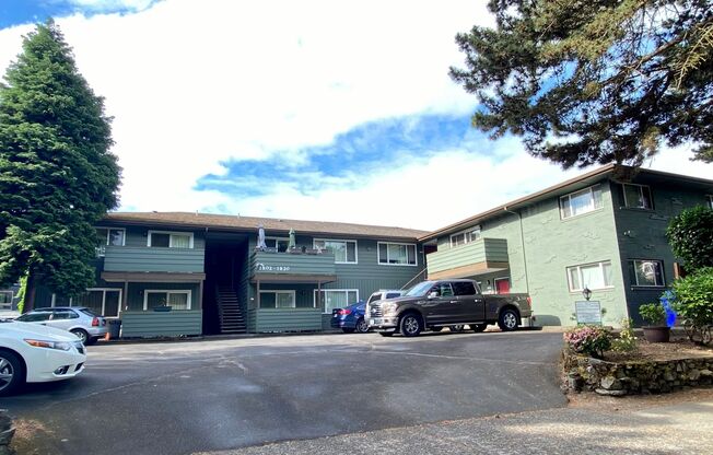 1802-1820 NE Schuyler St.