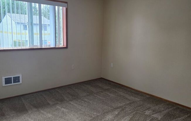 1 bed, 1 bath, 564 sqft, $1,250, Unit 1480-2