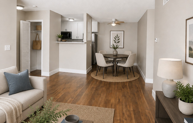 2 beds, 1 bath, 896 sqft, $1,995, Unit 070