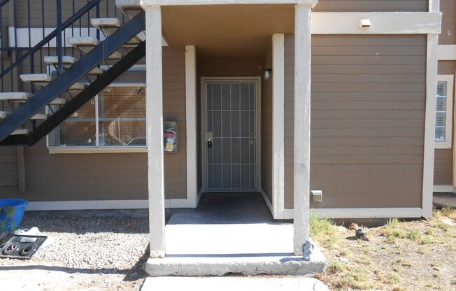 1st Floor Condo in Sunrise Manor