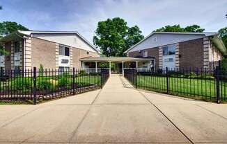 Oakview Apartments