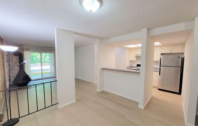 1BD/1BA Bellevue Condo Across from Microsoft