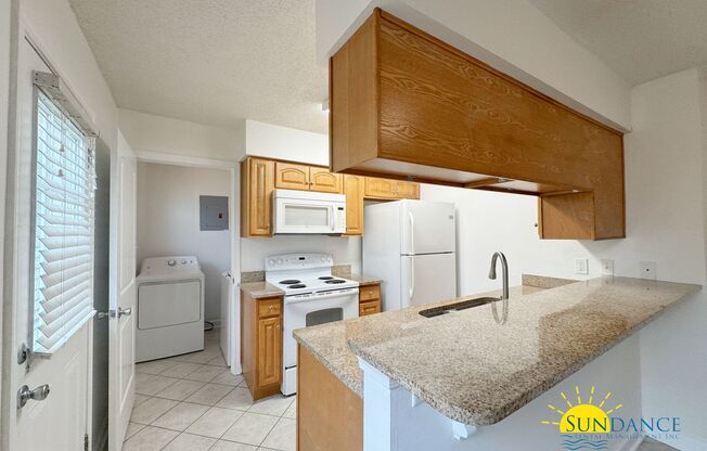 Updated 2 Bedroom Duplex in Central Crestview!