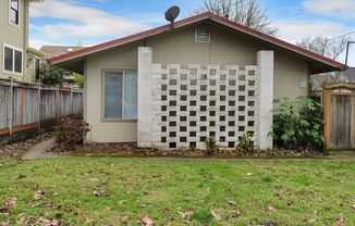 SFH 119 - Francis Duplex
