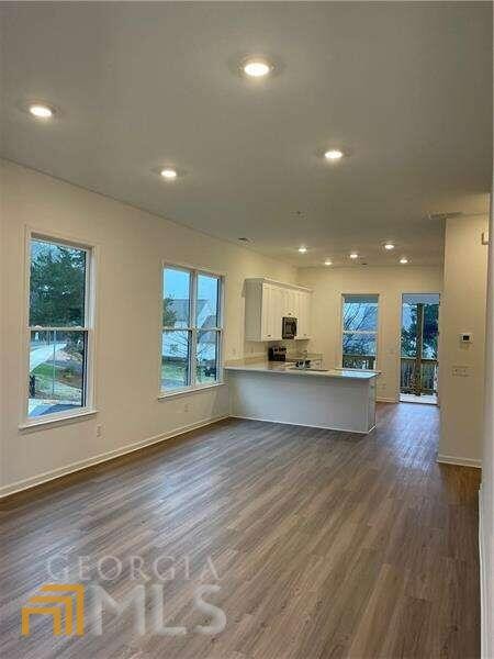 101 PEARL ST