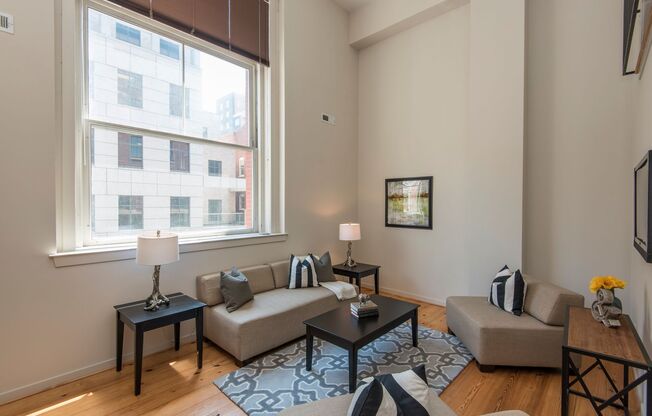 2 beds, 2 baths, $2,995, Unit #204