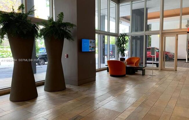 2 beds, 2 baths, 1,123 sqft, $4,650, Unit 55 SE 6th St # 3302