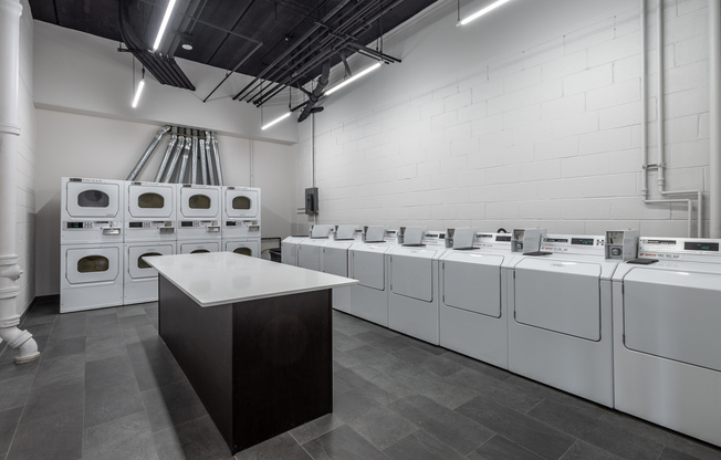 1 bed, 1 bath, $1,125, Unit 220