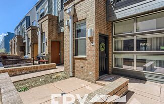 Furnished Townhome in RiNo