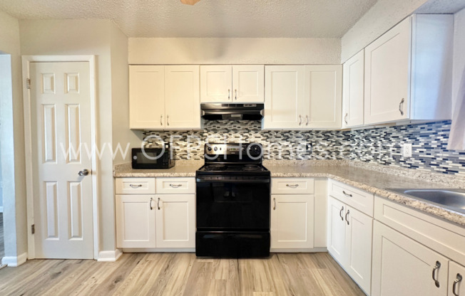 Fort Walton Beach 4bed/2bath AVAILABLE IN NOV!