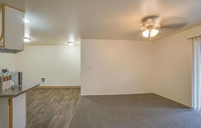 3 beds, 2 baths, 1,013 sqft, $2,050, Unit 03*