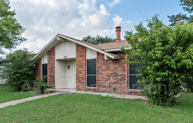 125 LUCINDA DR