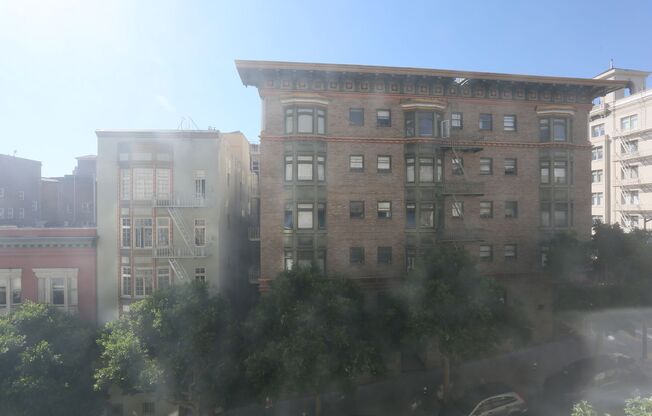 1 bed, 1 bath, $2,695, Unit #305