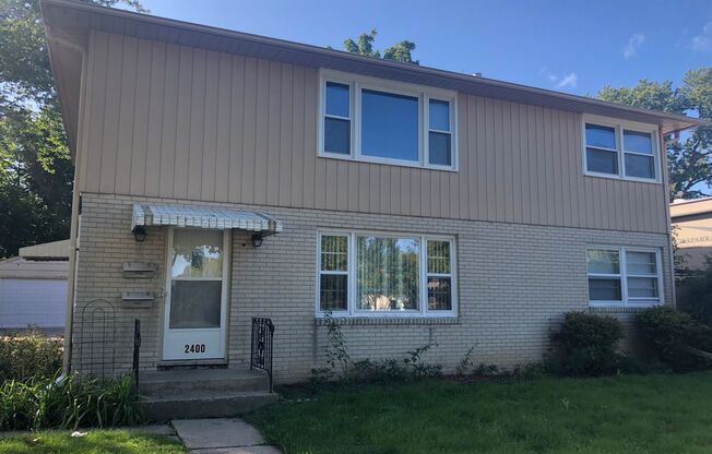 Duplex at 2406-2408 Oregon Street