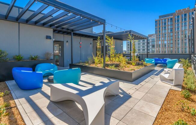 Studio, 1 bath, 349 sqft, $1,500, Unit 606A (Shared Studio, Female)