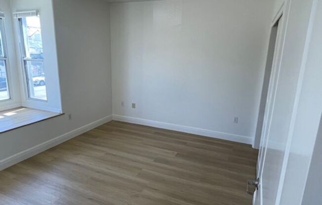 1 bed, 1 bath, $1,595
