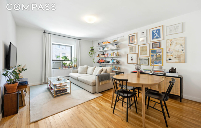 250 W 88 ST