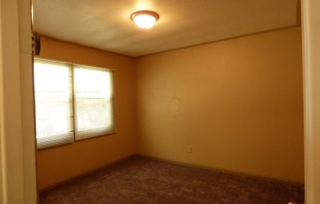 2 beds, 1 bath, $1,795