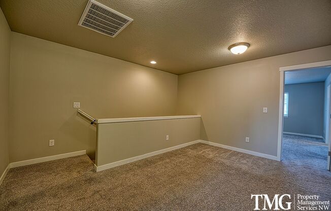 3 beds, 2.5 baths, 1,650 sqft, $2,490, Unit C-112