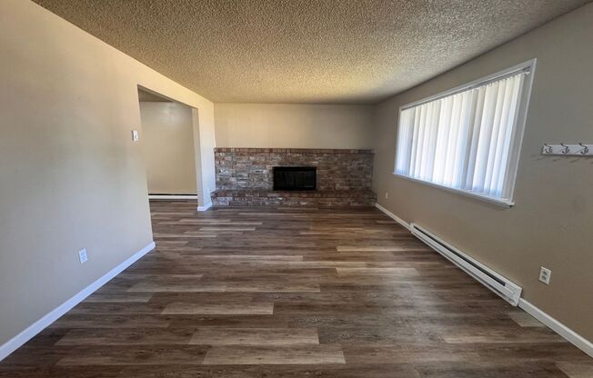 HANGMAN VALLEY 4 BEDROOM HOME