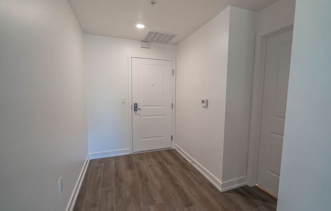 1 bed, 1 bath, 689 sqft, $2,799, Unit MCB26701#502