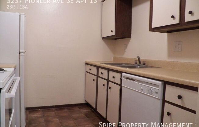 3237 Pioneer Ave SE Apt 16