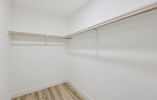 2 beds, 1.5 baths, 1,215 sqft, $3,840, Unit 601