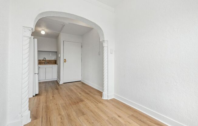 1 bed, 1 bath, 500 sqft, $925, Unit 506
