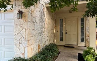 Charming 3-Bedroom Home in Olympic Heights, Minutes from Downtown Austin