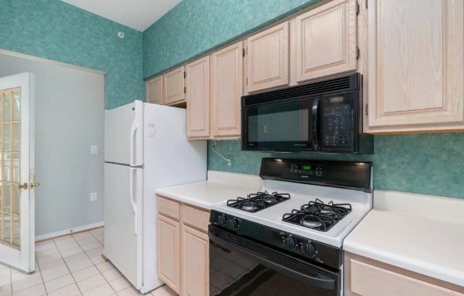 2 beds, 2 baths, 1,165 sqft, $1,900, Unit 1