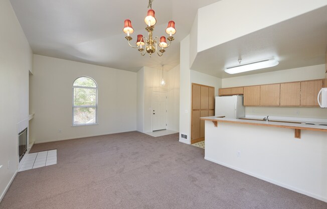 Beautiful 2BR/2BA Condo - Convenient Downtown San Jose Location!